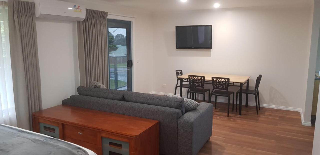 Phillip Island Off-Track Accommodation Cowes Ngoại thất bức ảnh